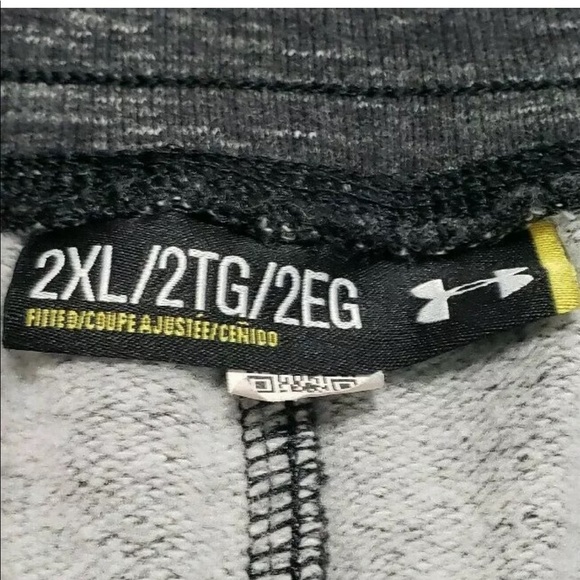 Under Armour Microthread Fleece Sweat Short Fitted - Picture 3 of 4